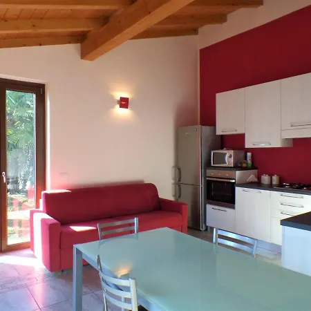 Casa Miralago Feriehus